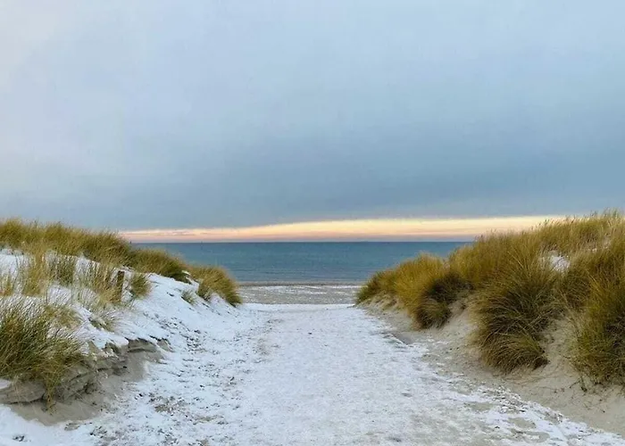 度假居 Strandvilla 奥茨塞巴德·迪尔哈根